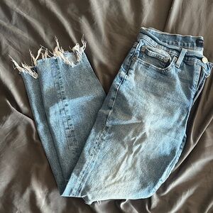 Lucky Brand Light Blue Cropped Jeans